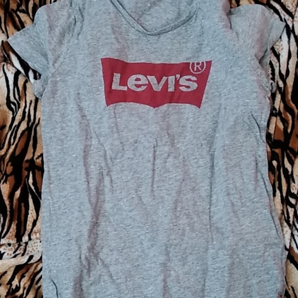 New Levi's shirt sleeve shirt